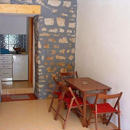 Appartement In Einem Dalmatischen Haus In Novigrad-Dalmatien Neben Zadar ノビグラード・ダルメーシャ エクステリア 写真